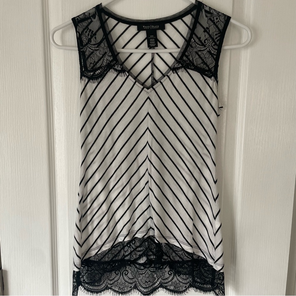 XXS White House Black Market sleeveless blouse